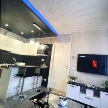 Apartamento Dave'S House Reggio Emilia Exterior foto